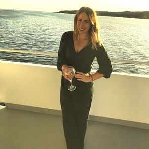 Meet your Posher, Elizabeth